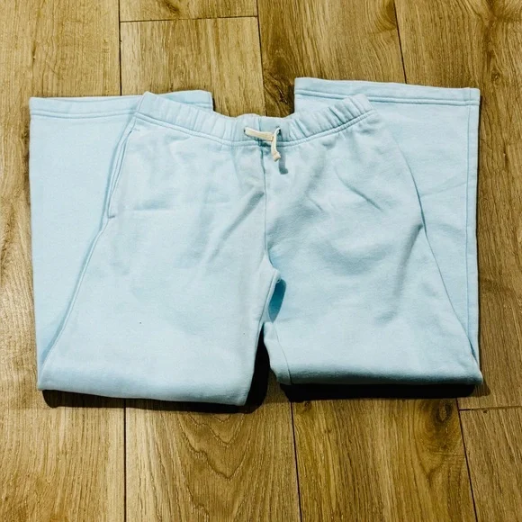NWT Abercrombie Kids Light Blue Heart sweatpants - Picture 1 of 4